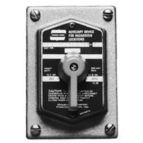 P116696.jpg Crouse-Hinds DSD925 600-Volt AC 3-Position Heavy-Duty Factory Sealed Explosionproof Dust-Ignitionproof Raintight Wet Location Selector Switch Natural